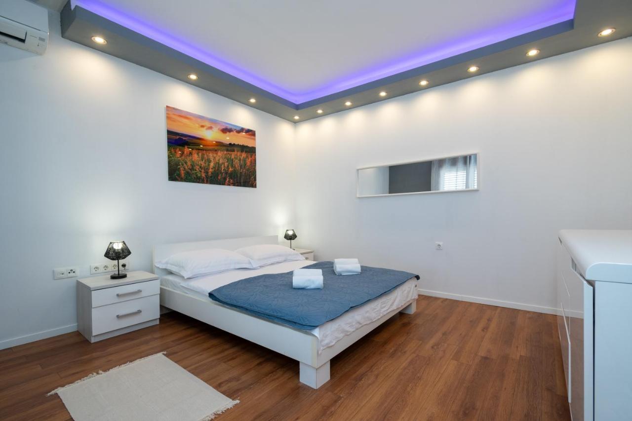 Apartment Dalmatino 珀塞达耶 外观 照片